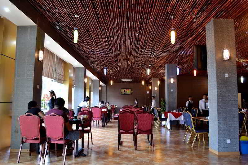 Excel Palace Hotel Янгон Экстерьер фото